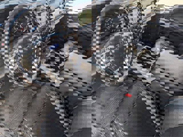 Used 2019 Ford F350 Lariat image 29