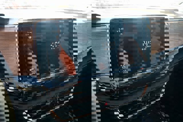 New 2026 Volkswagen Atlas SE image 17