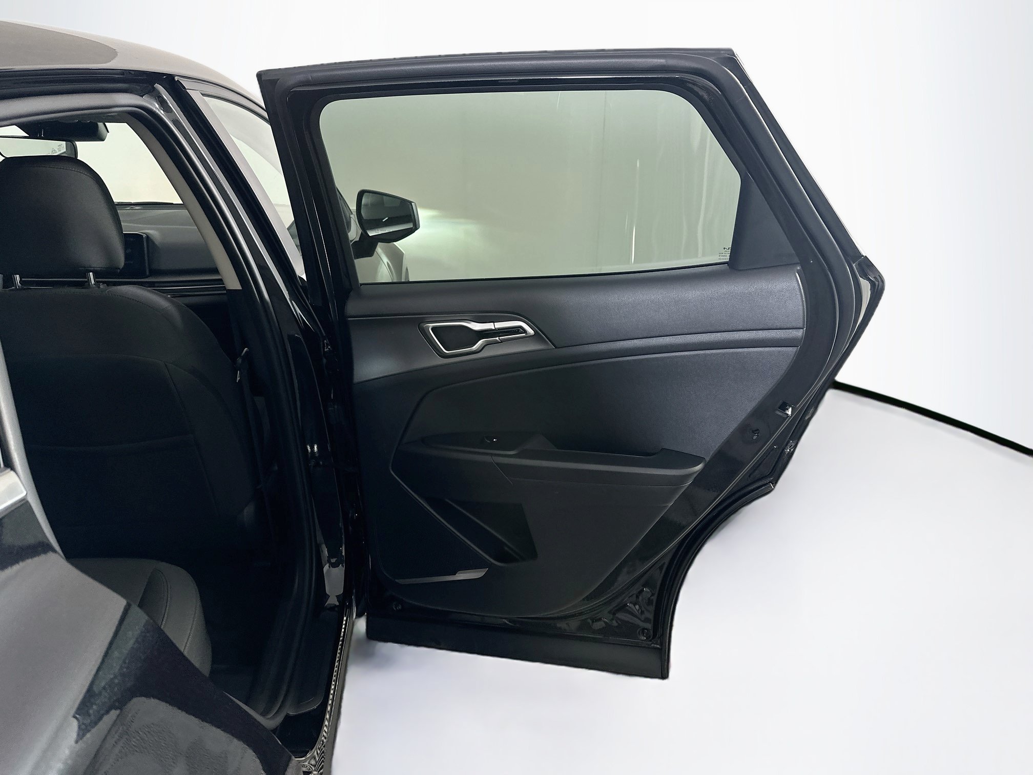 Used 2026 Kia Sportage LX FWD image 30
