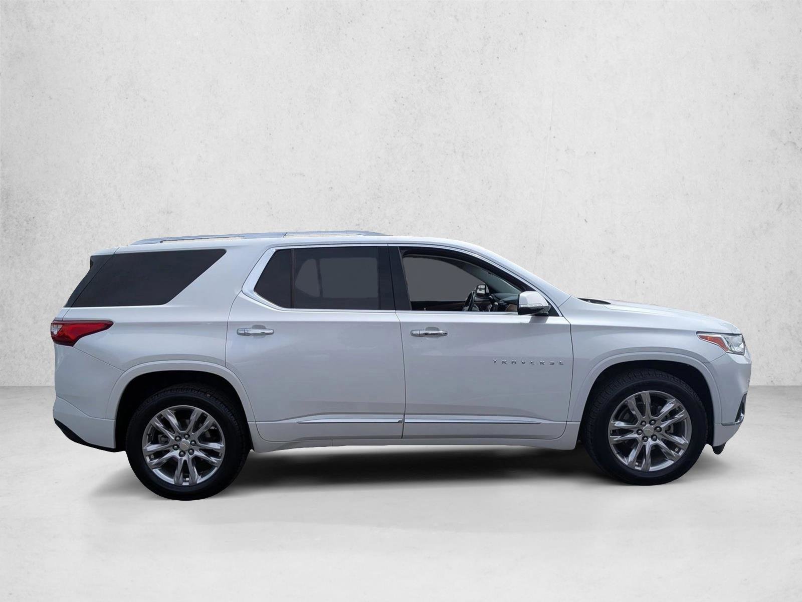 Used 2018 Chevrolet Traverse High Country AWD/4WD image 4