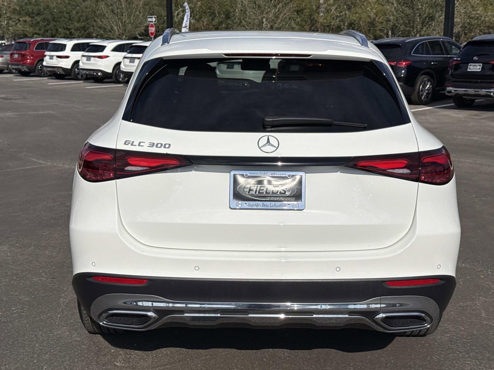 Used 2025 Mercedes-Benz GLC 300 image 4