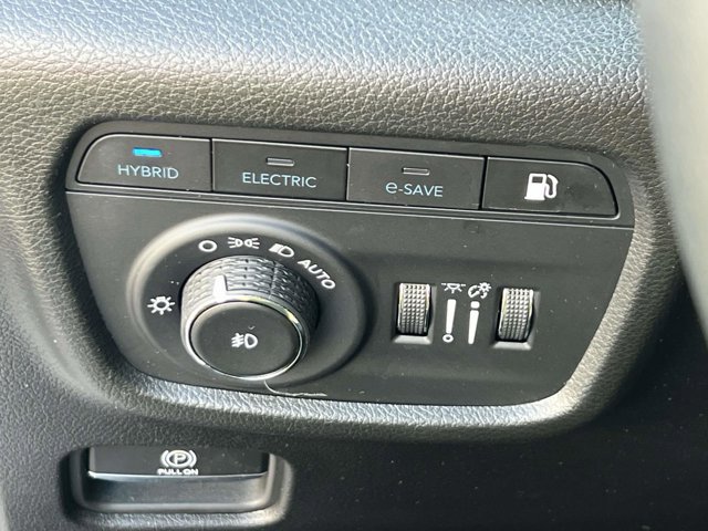 Used 2023 Jeep Grand Cherokee Summit image 21