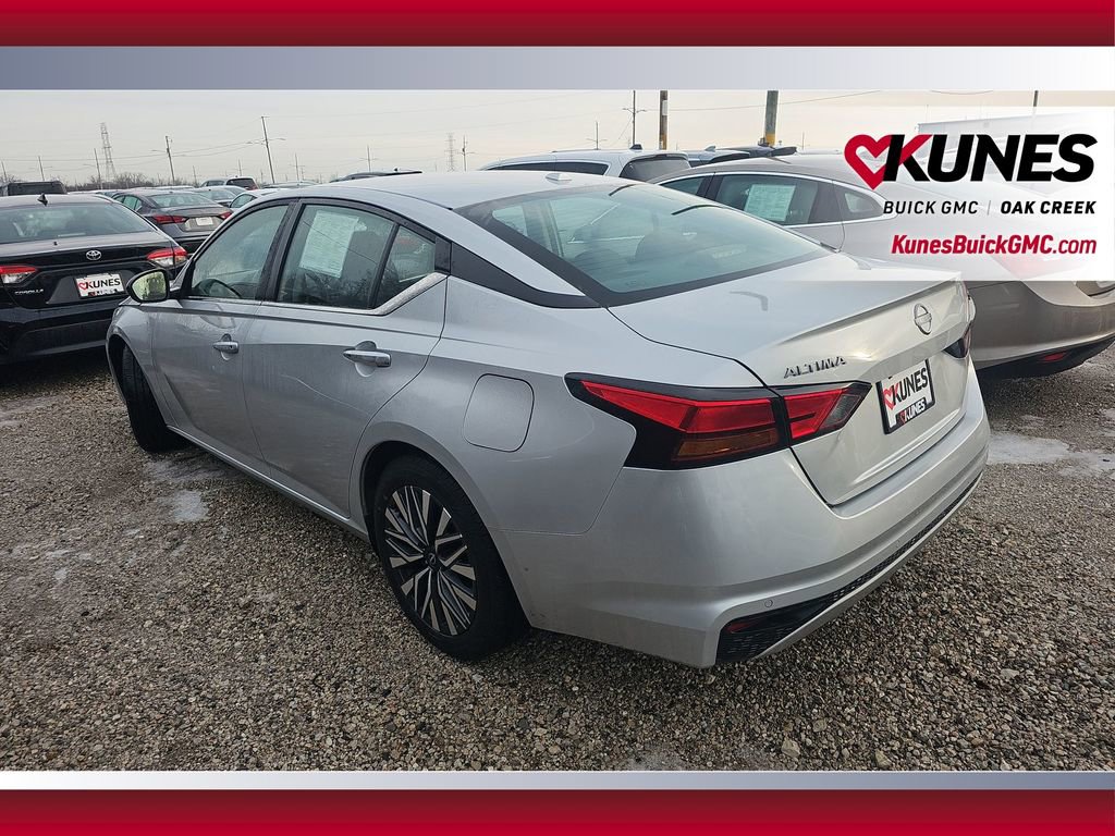 Used 2024 Nissan Altima 2.5 SV image 22