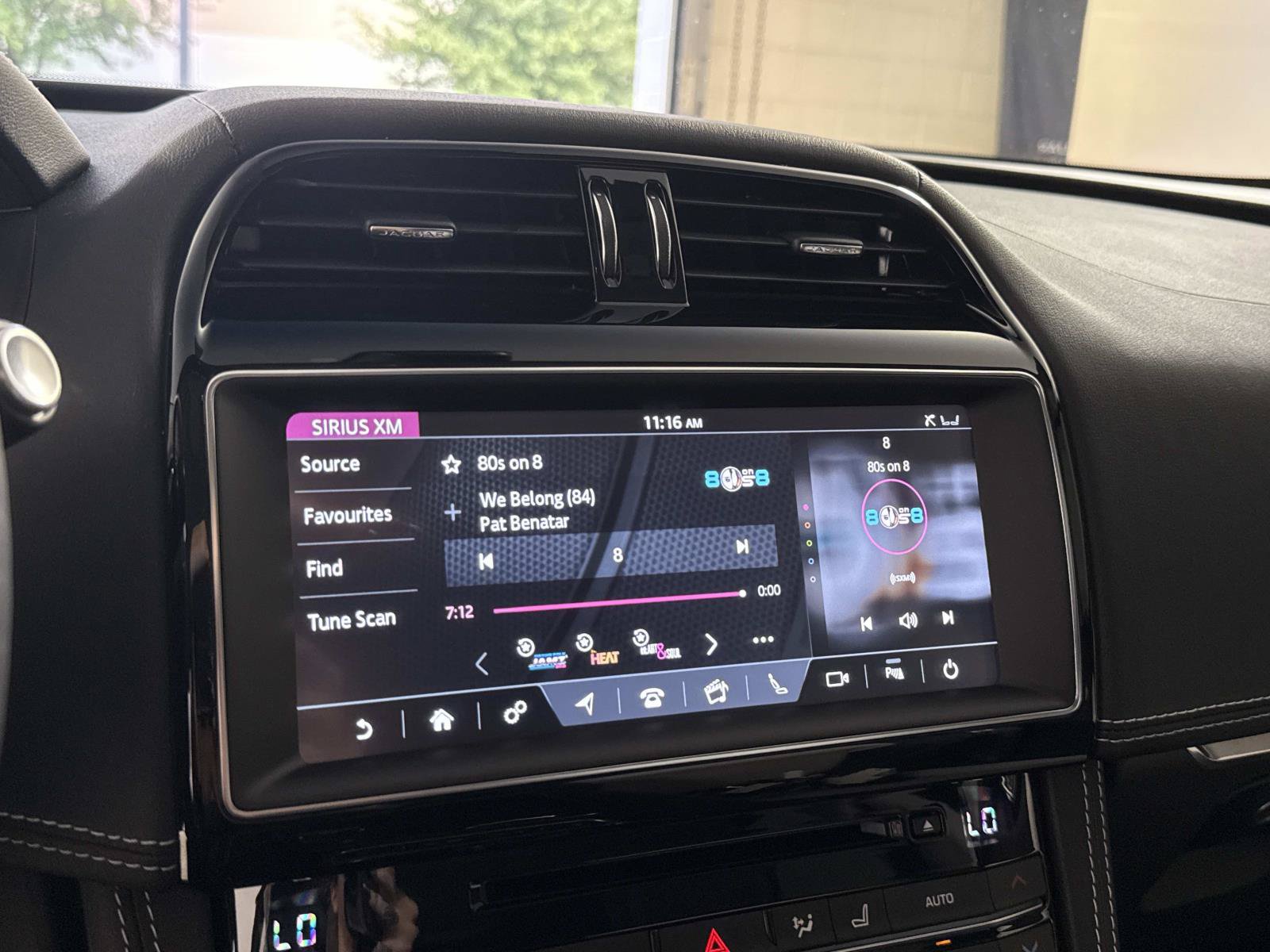 Used 2020 Jaguar F-PACE R-Sport AWD/4WD image 23