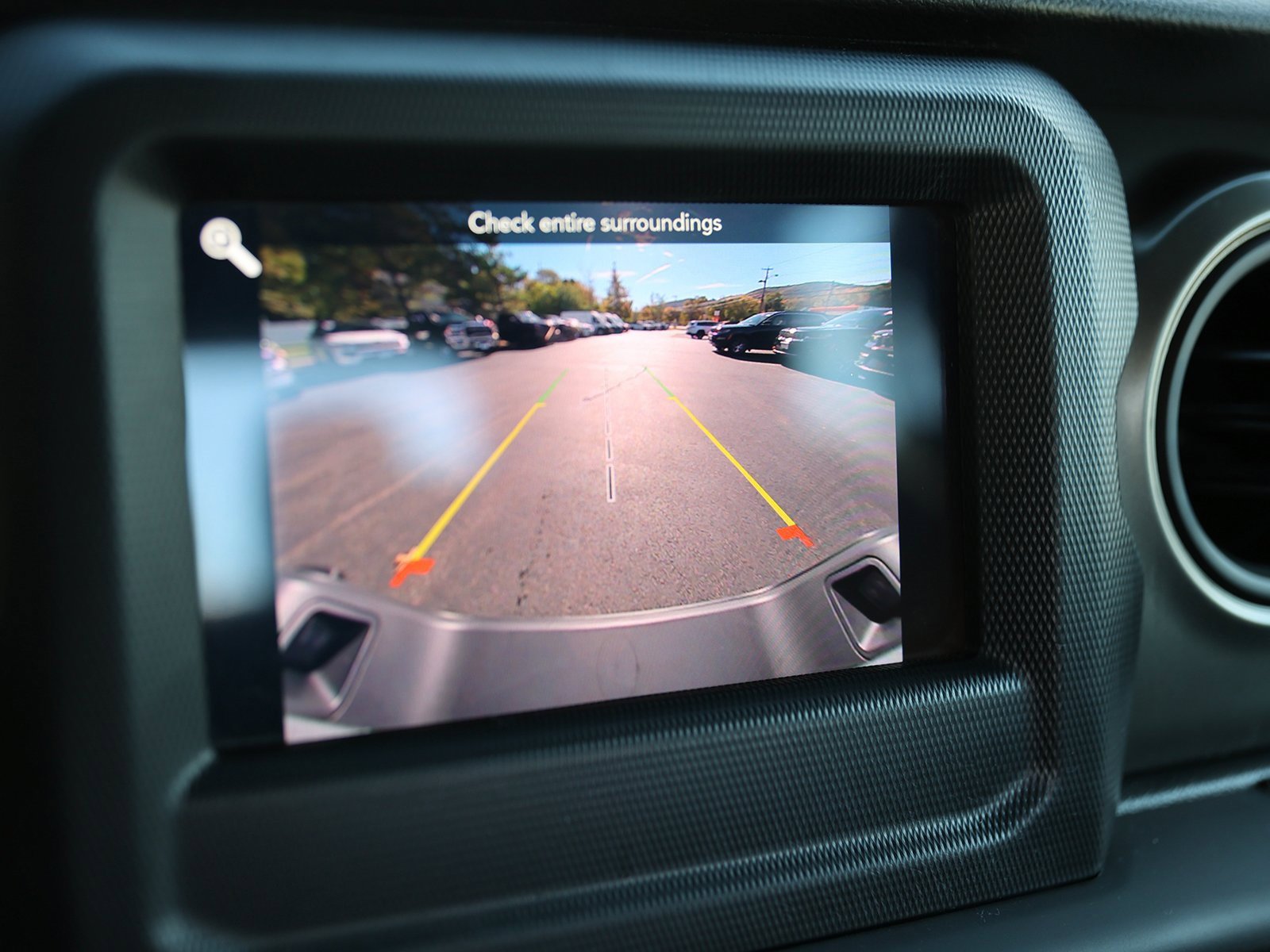 Used 2023 Jeep Gladiator Sport w/ Trailer Tow Package image 24