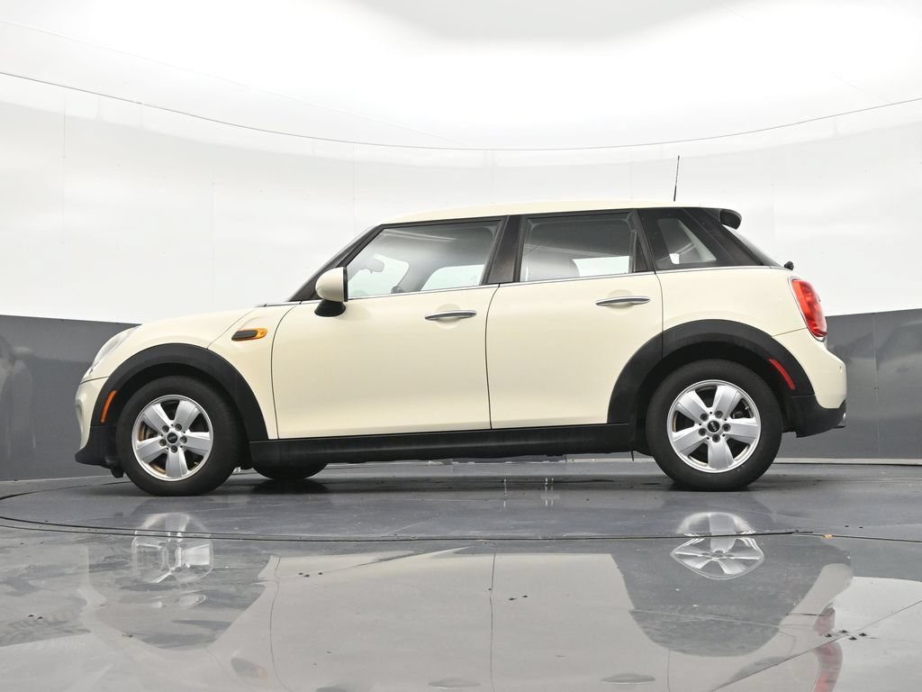 Used 2019 MINI Cooper 4-Door Hardtop w/ Signature Upholstery Package FWD image 25