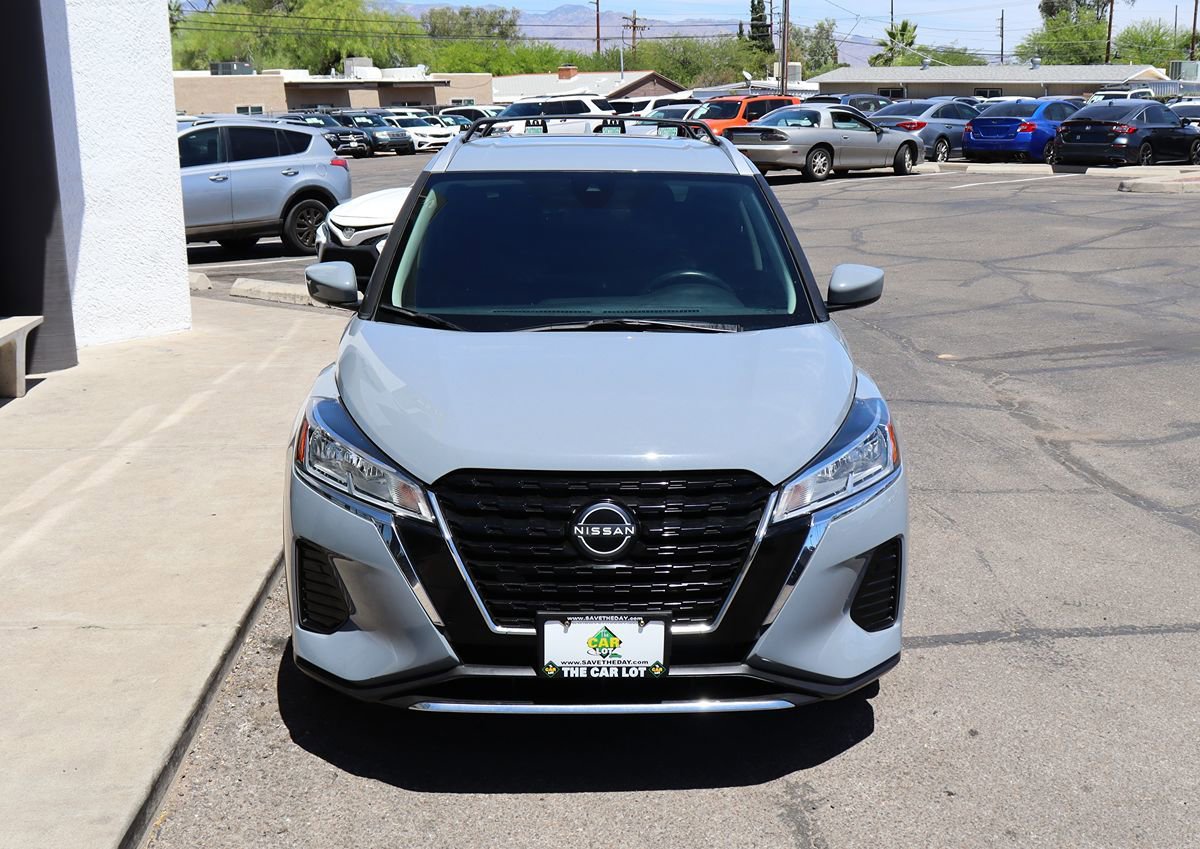 Used 2023 Nissan Kicks SV w/ Exterior Package FWD image 15