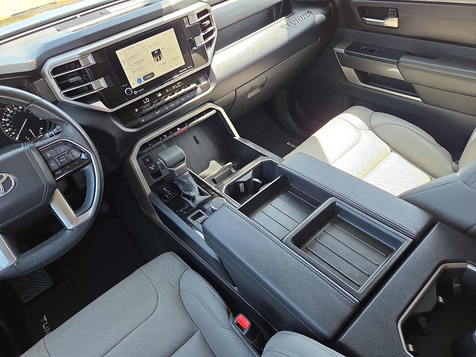 Used 2024 Toyota Tundra SR5 w/ SR5 Premium Package AWD/4WD image 12