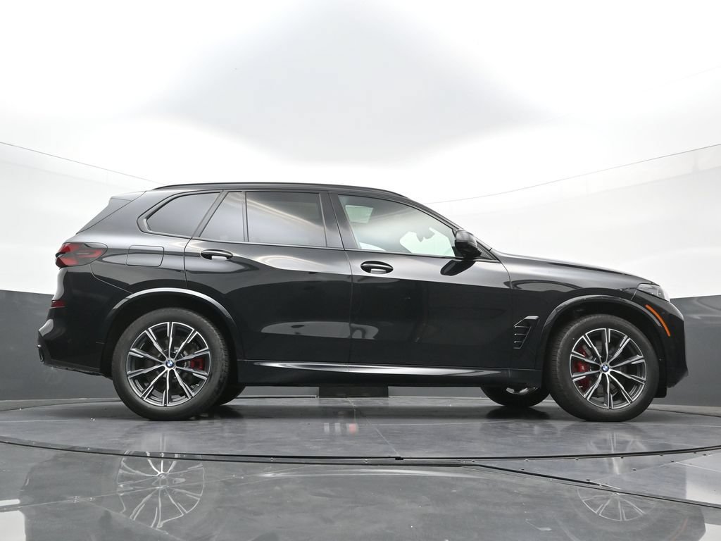 New 2026 BMW X5 xDrive50e w/ M Sport Package AWD/4WD image 29