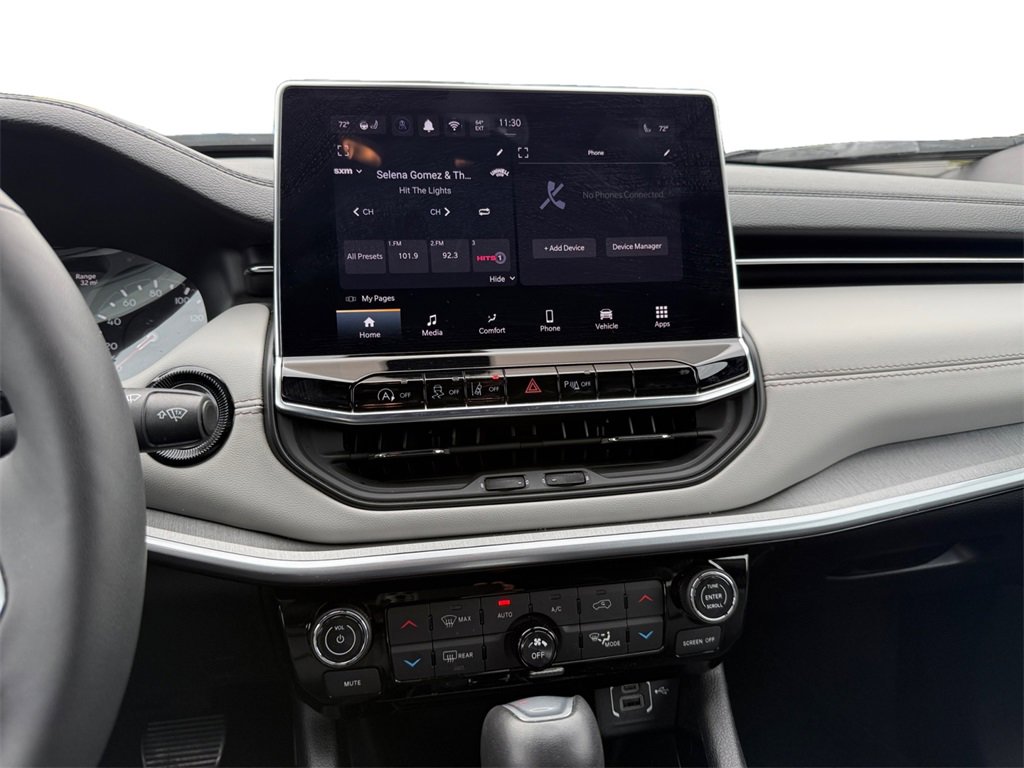 Used 2024 Jeep Compass Limited image 11