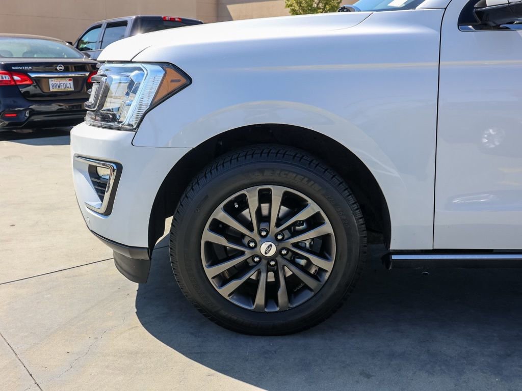 Used 2020 Ford Expedition Limited image 11