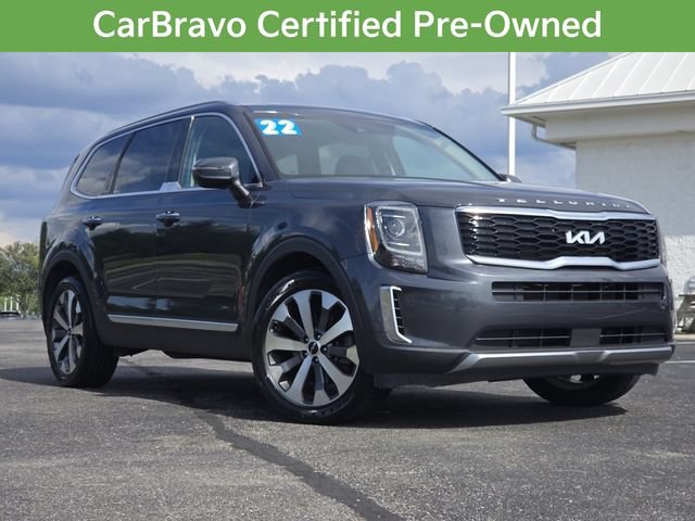 Used 2022 Kia Telluride S AWD/4WD image 2