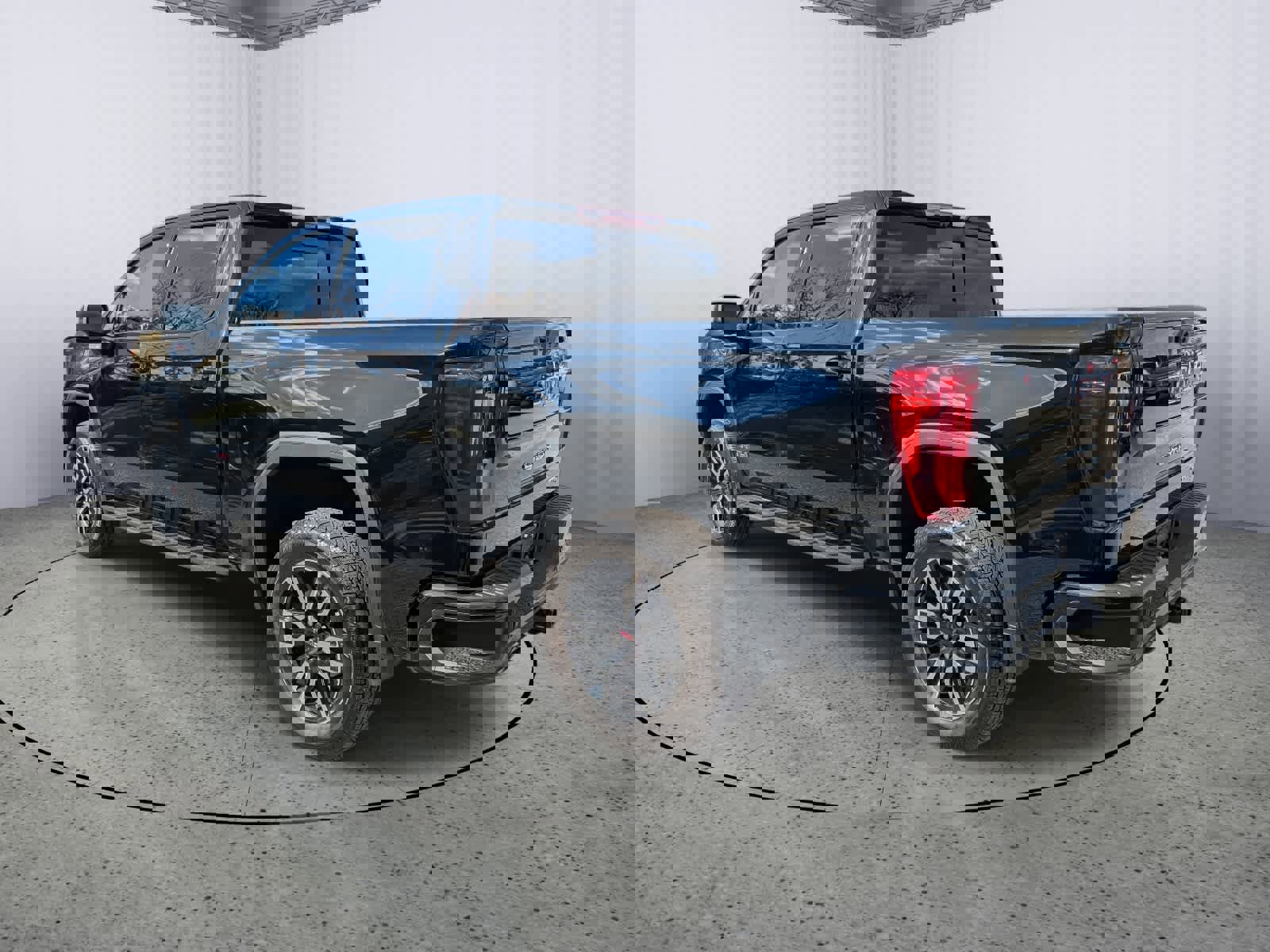 Certified 2023 GMC Sierra 1500 AT4 w/ AT4 Premium Package image 4