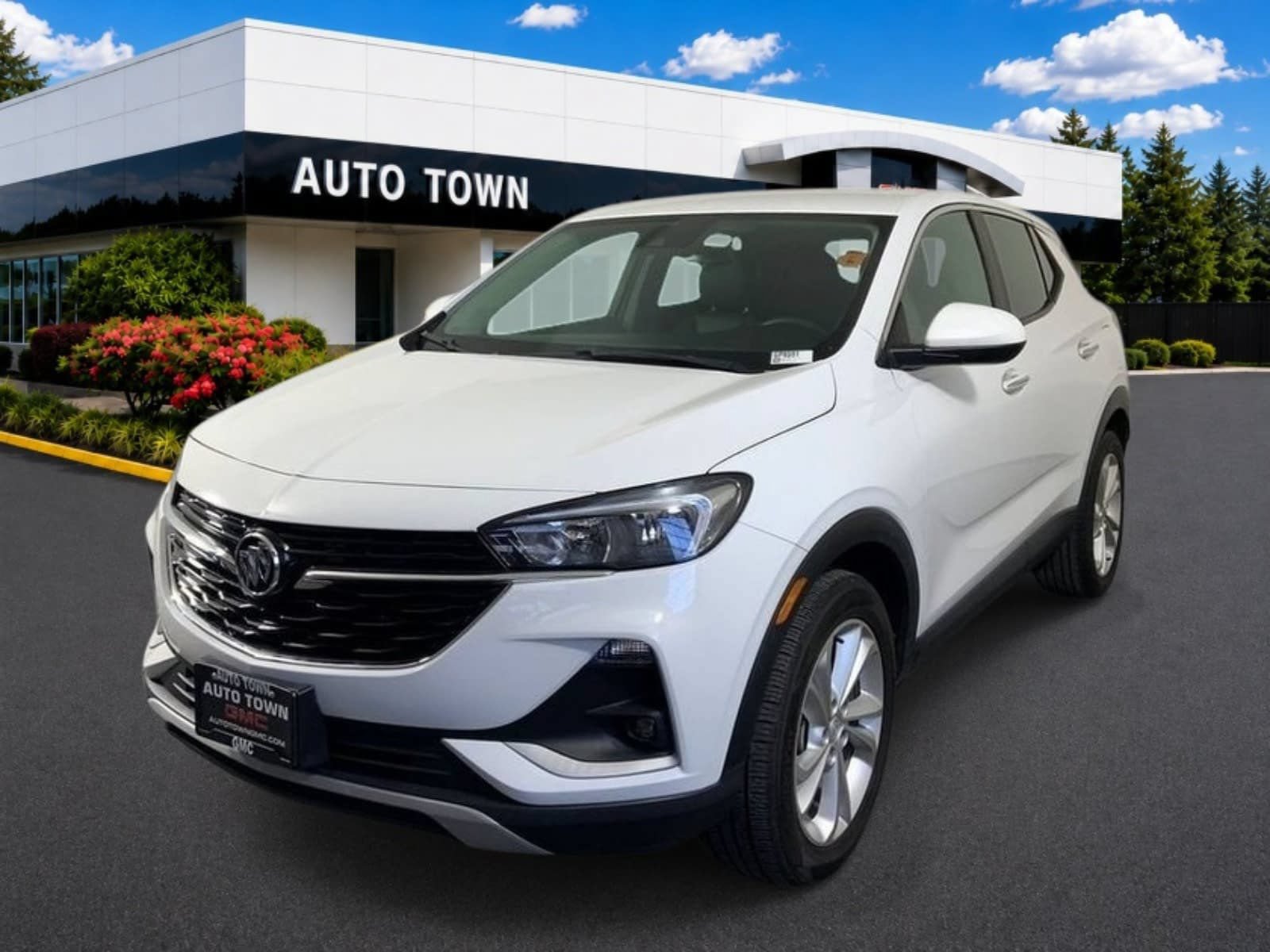 Used 2021 Buick Encore GX Preferred w/ Cold Weather Comfort Package FWD image 1