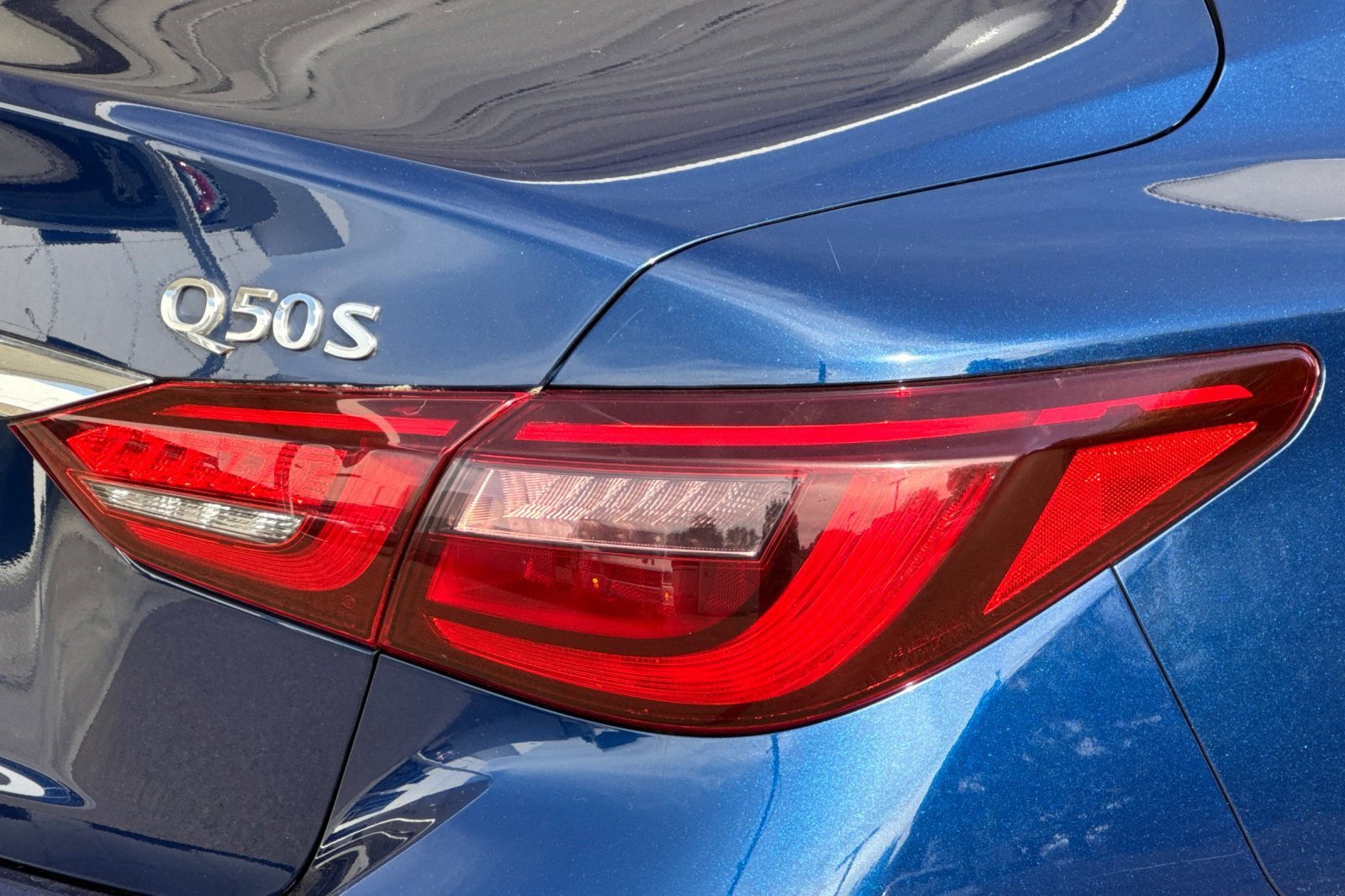 Used 2018 INFINITI Q50 Sport RWD image 12