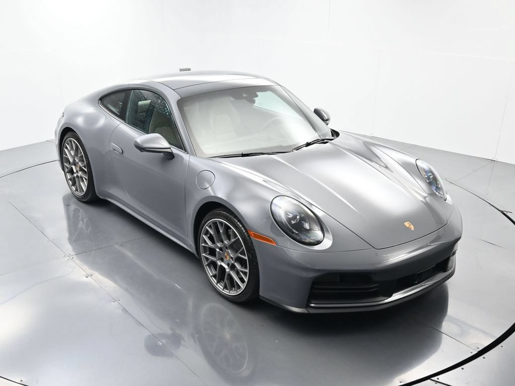 Certified 2025 Porsche 911 Carrera RWD image 36