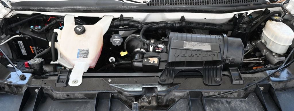 Used 2014 Chevrolet Express 2500 RWD image 12