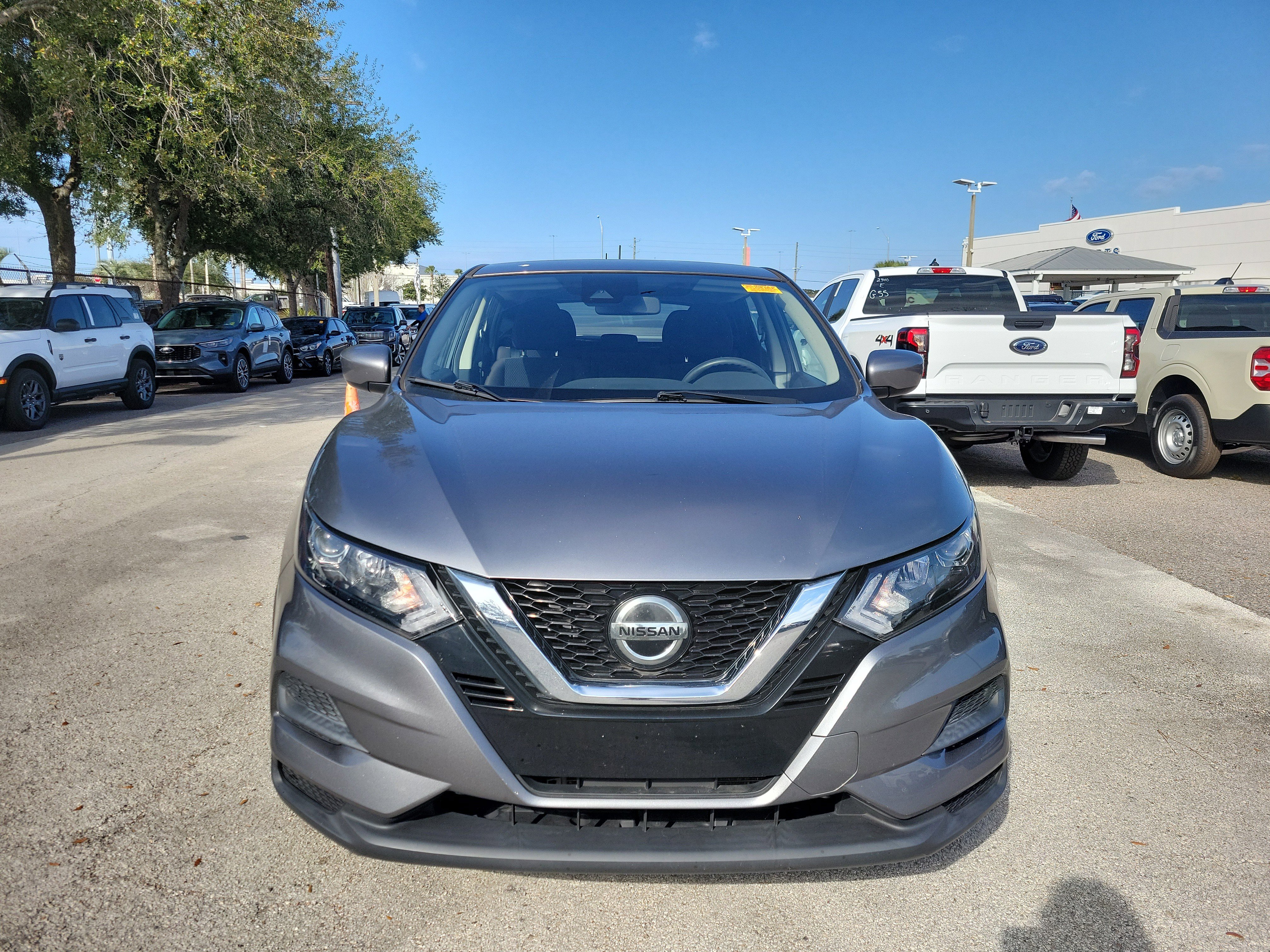 Used 2021 Nissan Rogue Sport S image 2