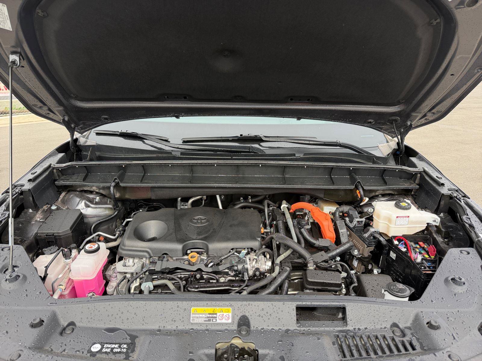 Used 2024 Toyota Highlander Platinum image 26