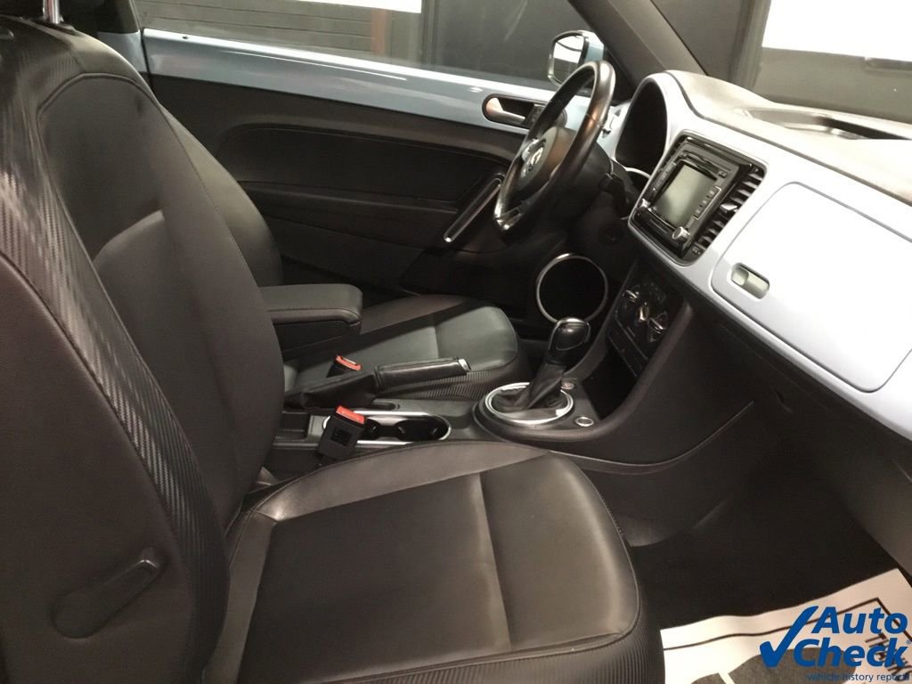 Used 2012 Volkswagen Beetle 2.5 FWD image 24