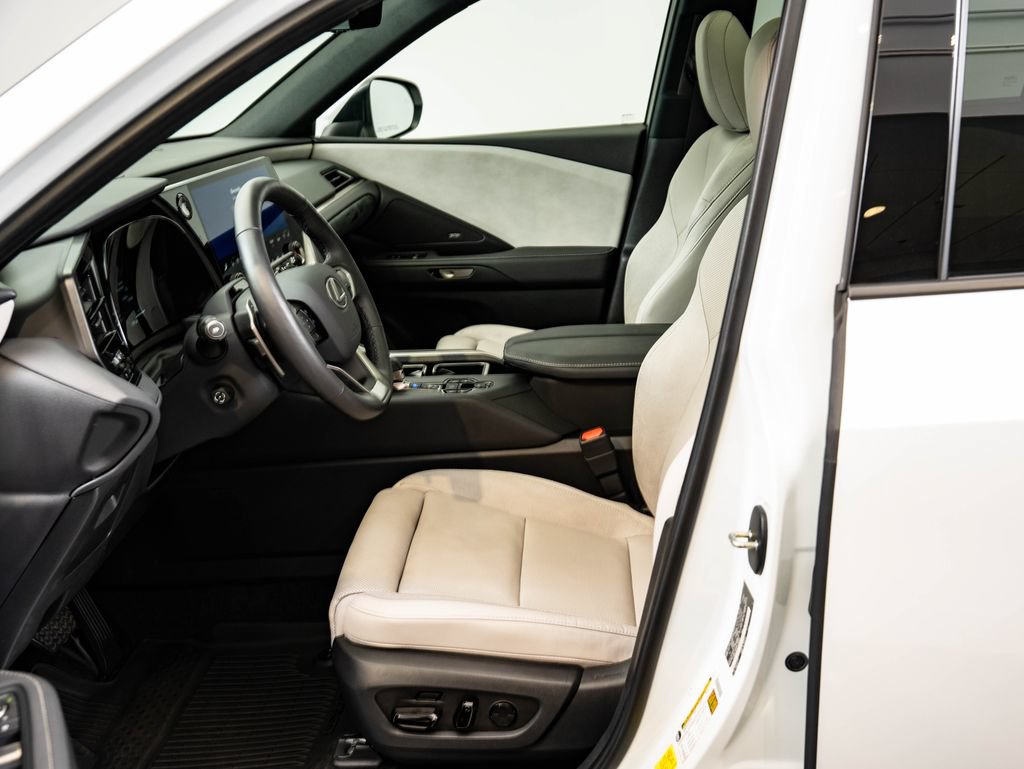 Certified 2026 Lexus TX 350 AWD w/ Technology Package image 22
