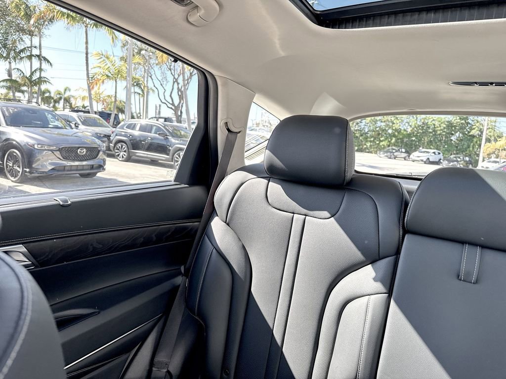 Used 2021 Genesis GV80 2.5T image 17