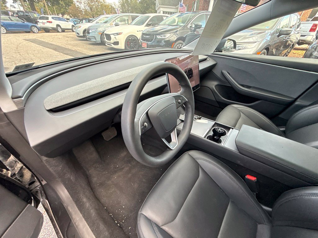 Used 2025 Tesla Model 3 Long Range RWD image 16