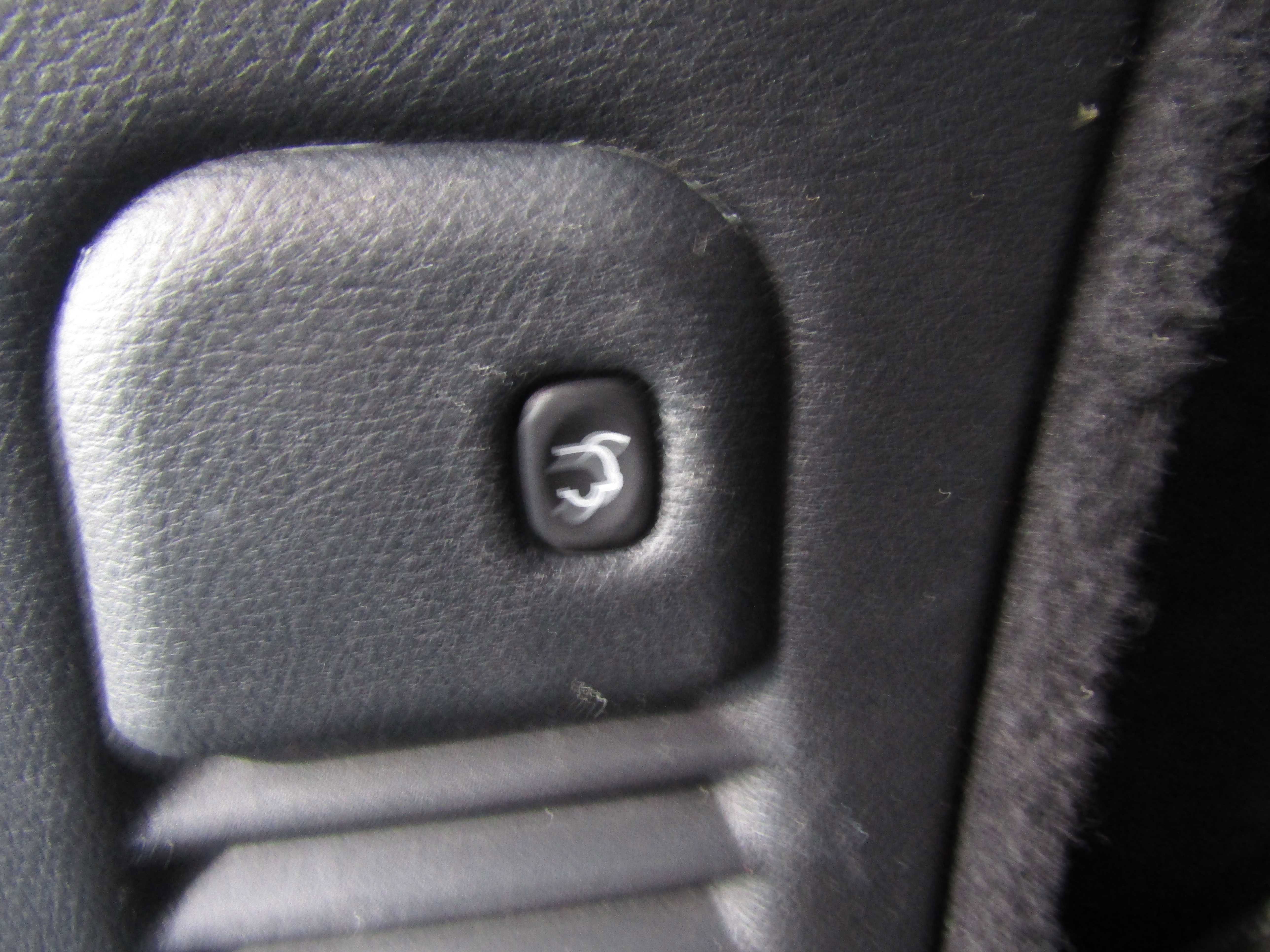 Used 2022 Dodge Durango SRT image 14