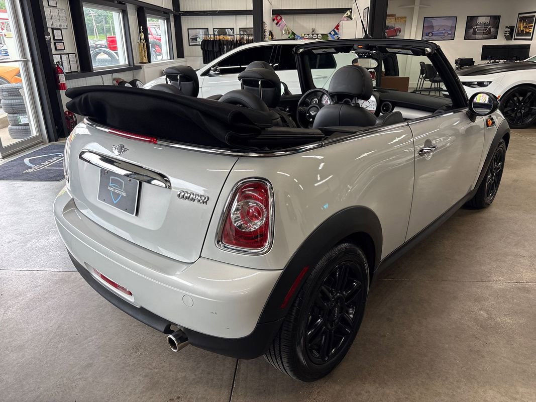 Used 2013 MINI Cooper Convertible FWD image 13