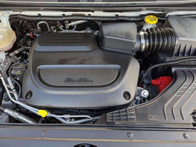 Used 2023 Chrysler Pacifica Touring-L image 22