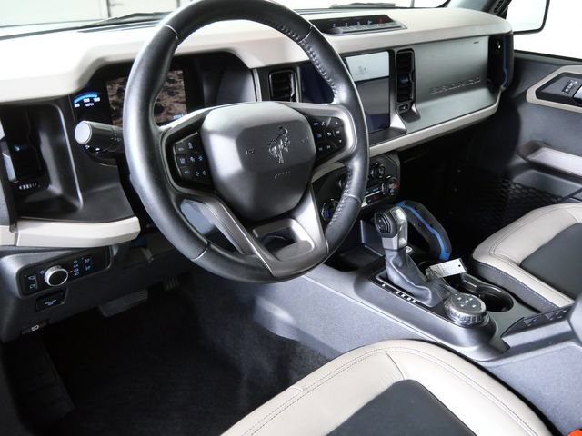 Certified 2023 Ford Bronco Wildtrak AWD/4WD image 3
