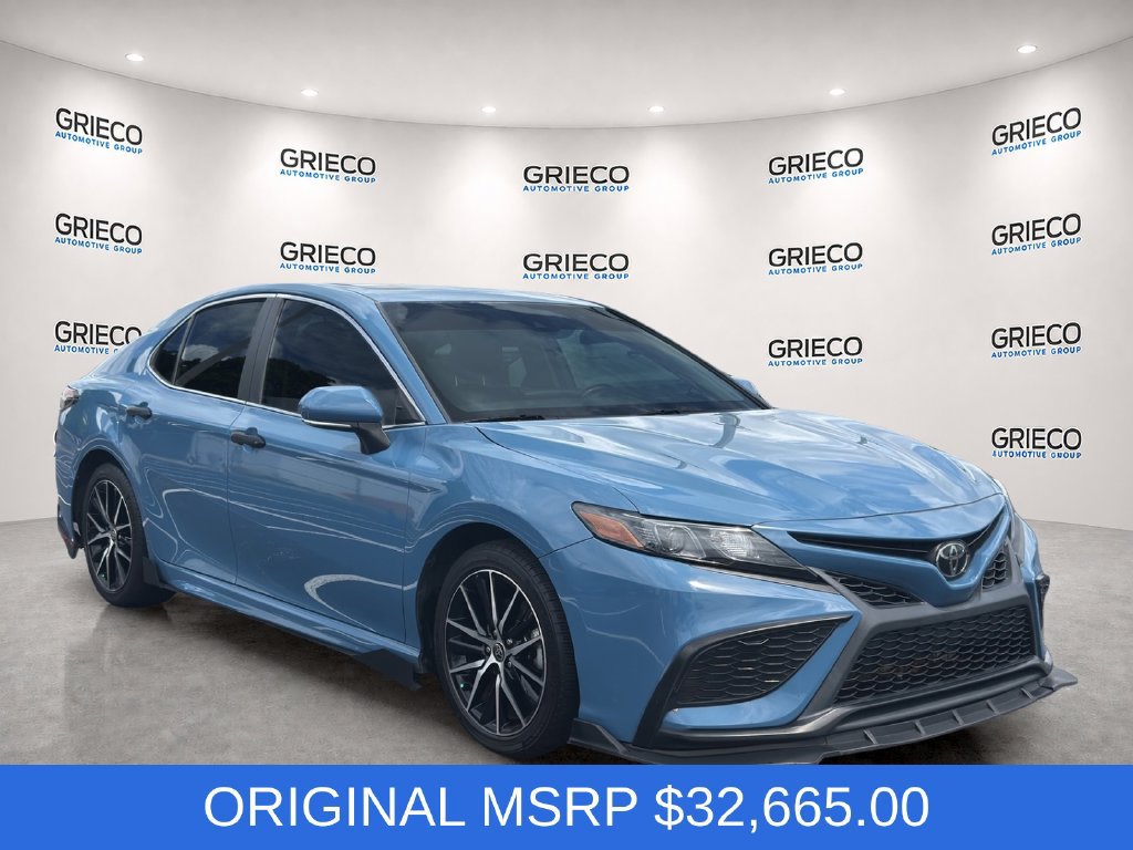 Used 2024 Toyota Camry SE w/ Cold Weather Package