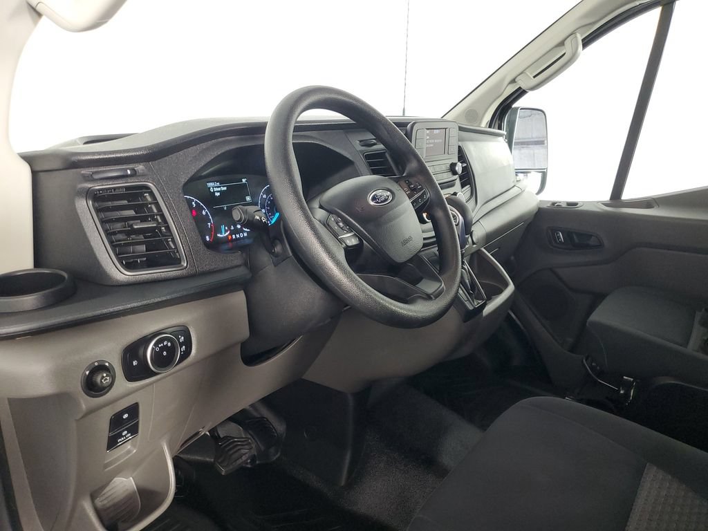 Used 2025 Ford Transit 250 Low Roof w/ Exterior Upgrade Package RWD image 15