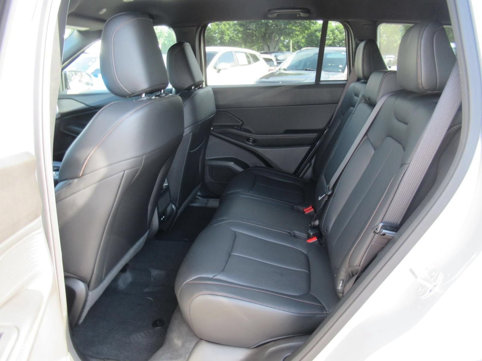 New 2026 Jeep Cherokee Limited AWD/4WD image 32
