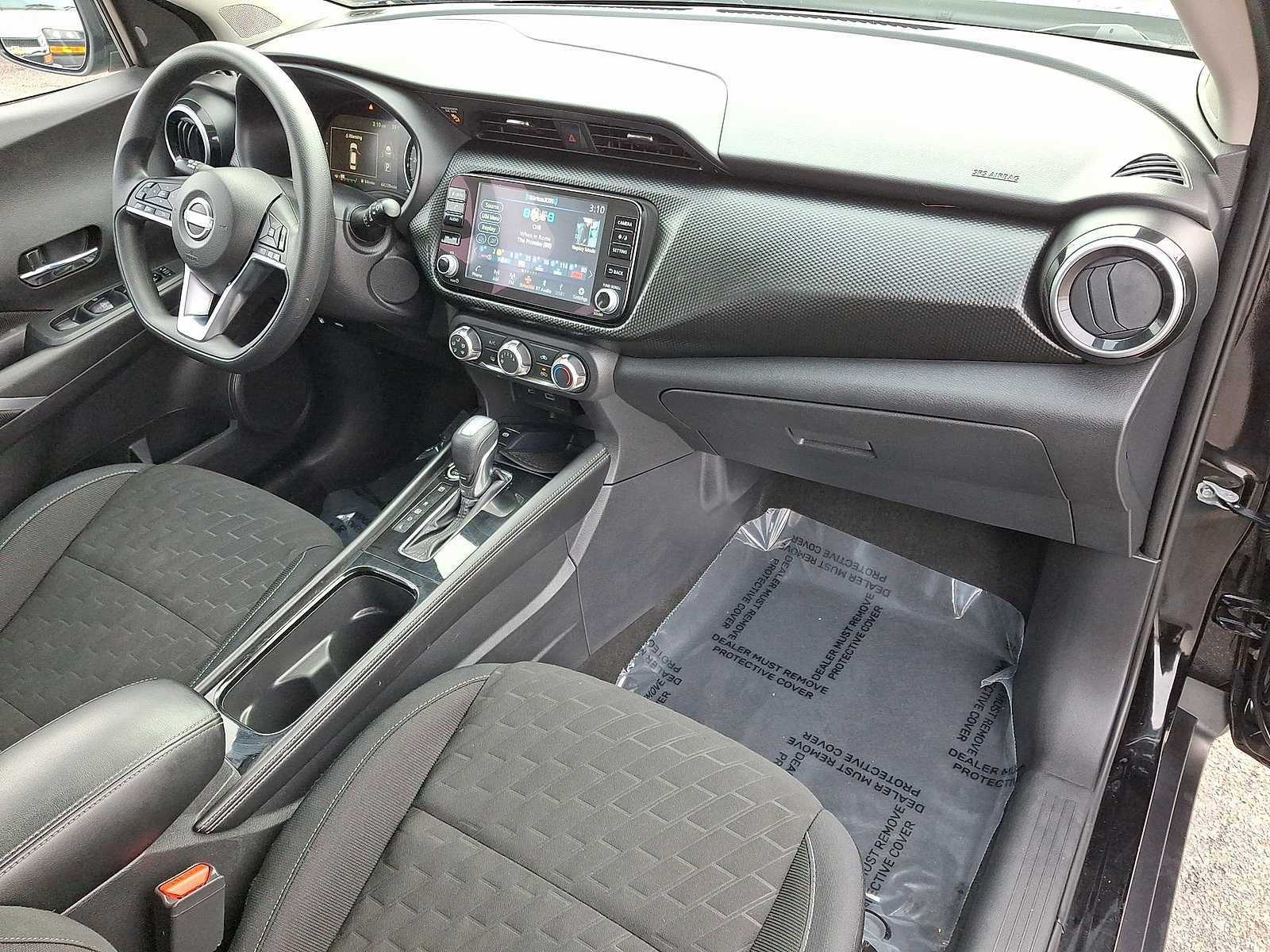 Used 2024 Nissan Kicks SV image 29