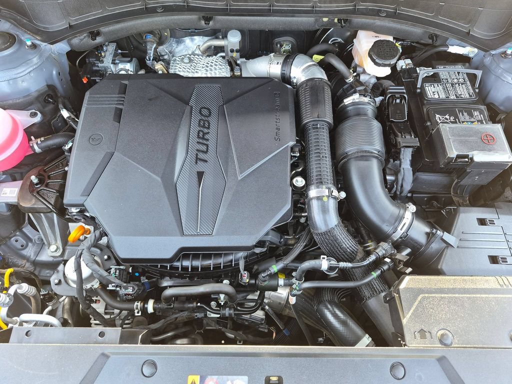 Used 2025 Hyundai Santa Fe SEL FWD image 31