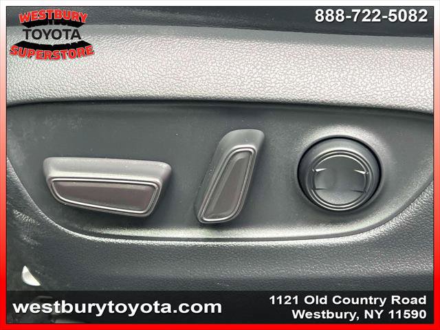 Certified 2023 Toyota RAV4 Limited AWD/4WD image 17