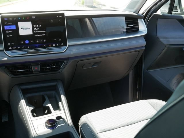 Certified 2025 Volkswagen Tiguan SE AWD/4WD image 23