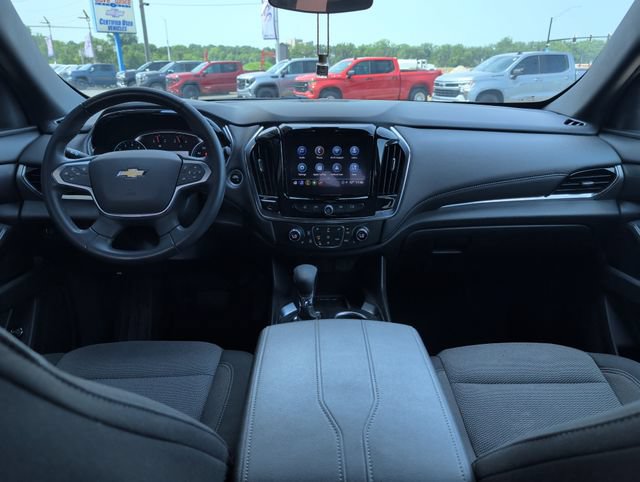 Used 2023 Chevrolet Traverse LT FWD image 14