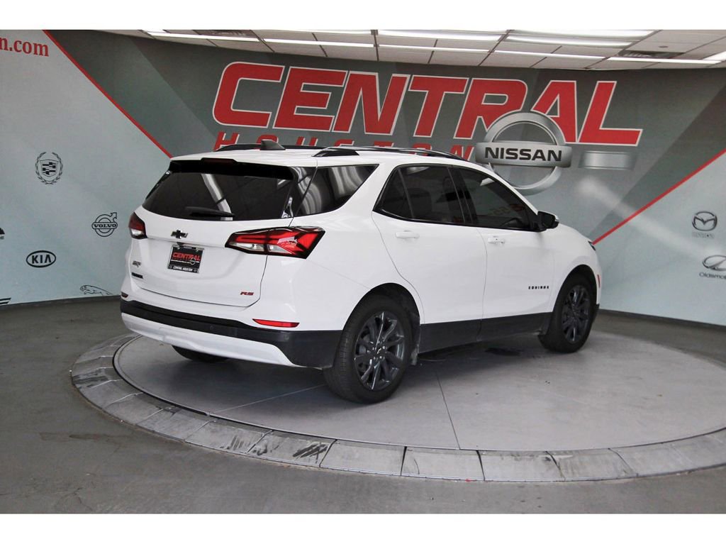 Used 2024 Chevrolet Equinox RS FWD image 5