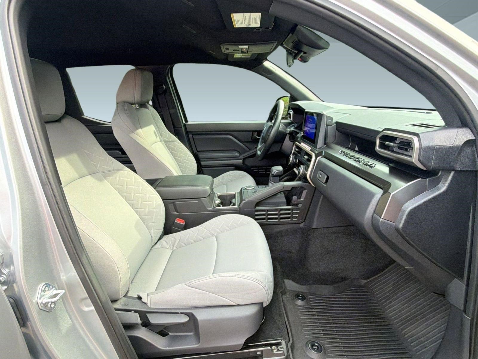 Used 2025 Toyota Tacoma SR5 RWD image 29