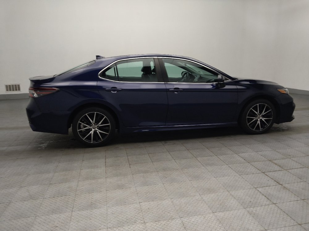 Used 2022 Toyota Camry SE FWD image 10