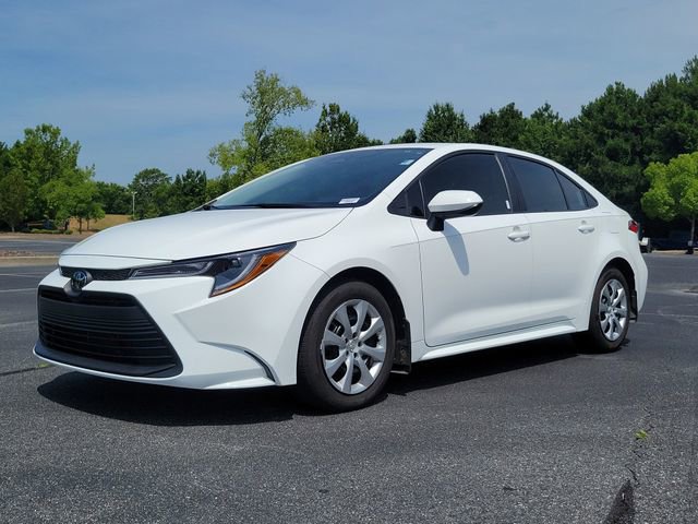 Used 2025 Toyota Corolla LE FWD image 26