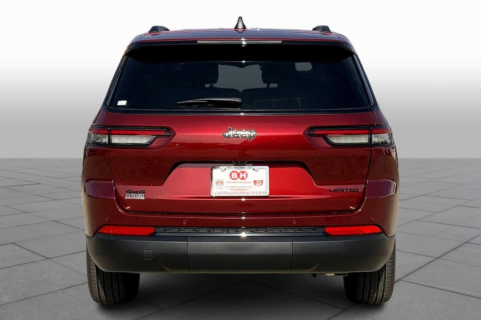 New 2025 Jeep Grand Cherokee L Limited w/ Black Appearance Package image 5