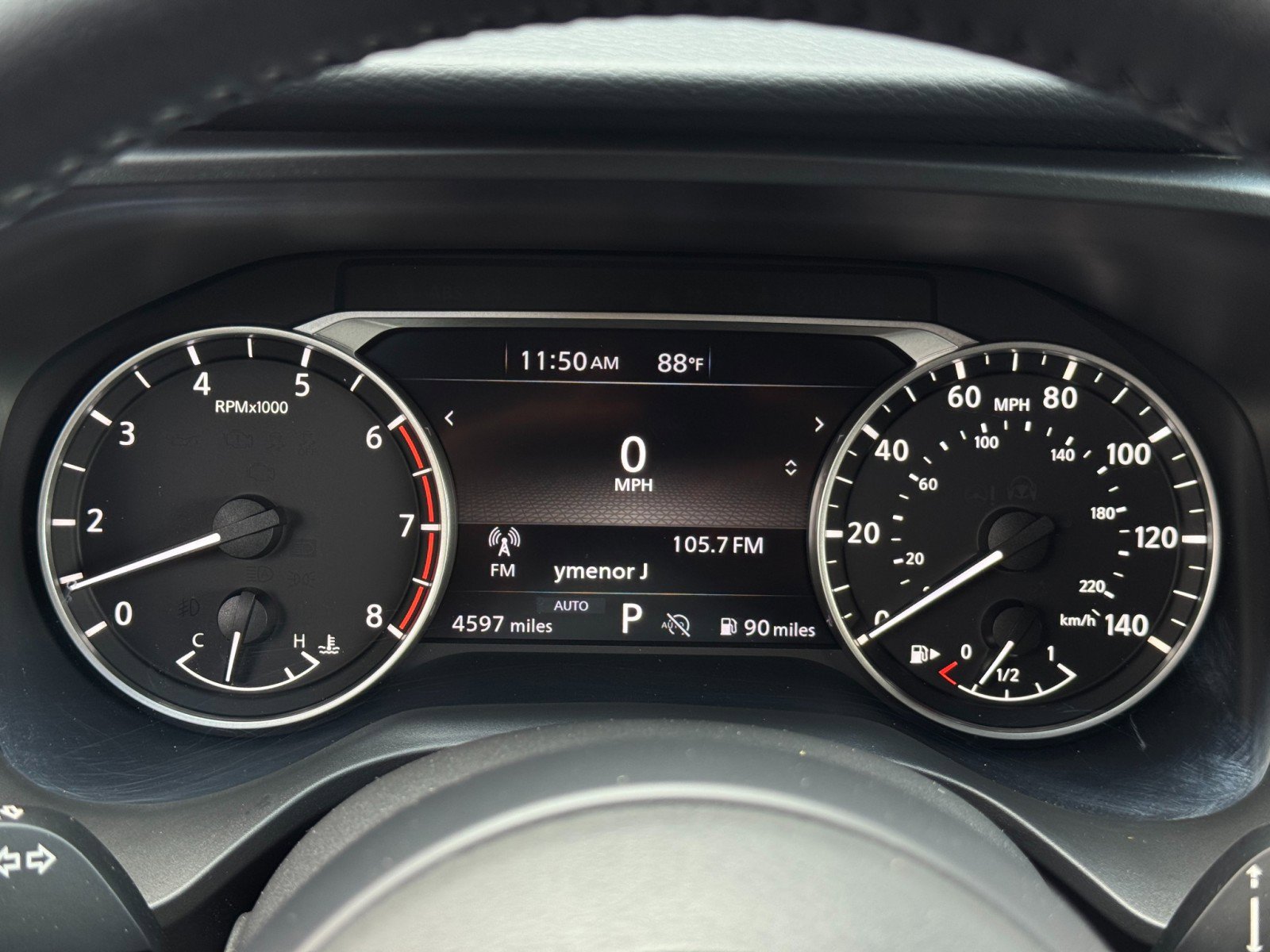 Used 2024 Nissan Rogue SV w/ SV Premium Package image 17