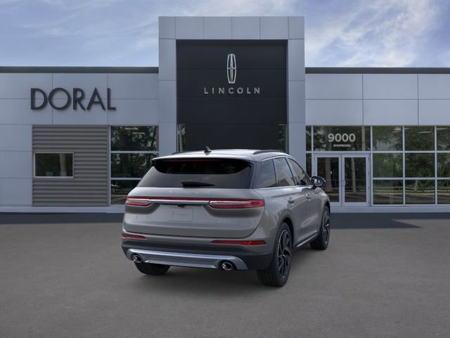 New 2026 Lincoln Corsair Reserve FWD image 8