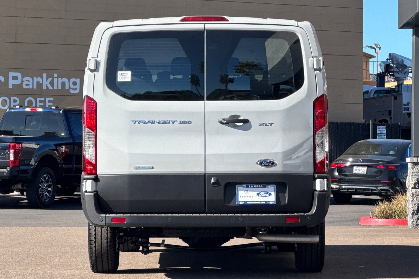 Used 2024 Ford Transit 350 XLT RWD image 4