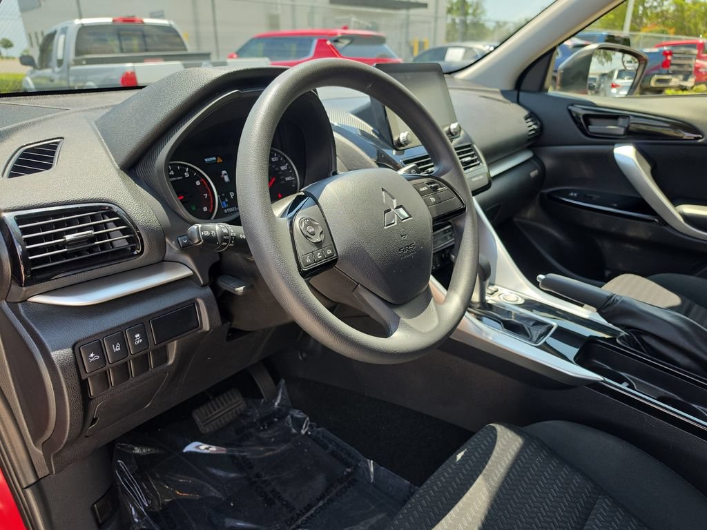 Used 2024 Mitsubishi Eclipse Cross LE AWD/4WD image 13