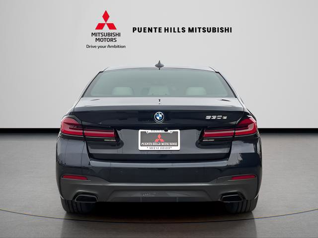 Used 2022 BMW 530e w/ M Sport Package image 5