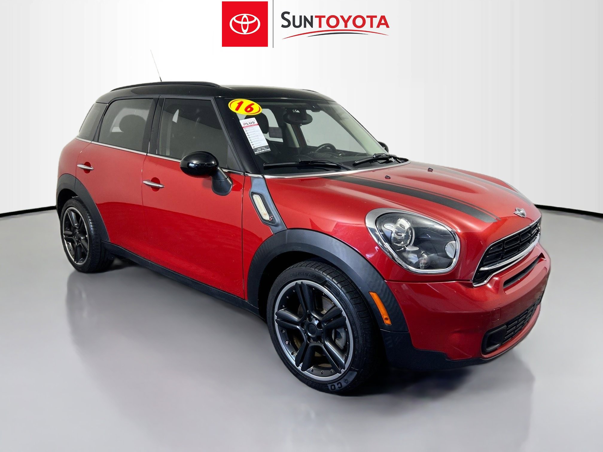 Used 2016 MINI Cooper Countryman S FWD image 1